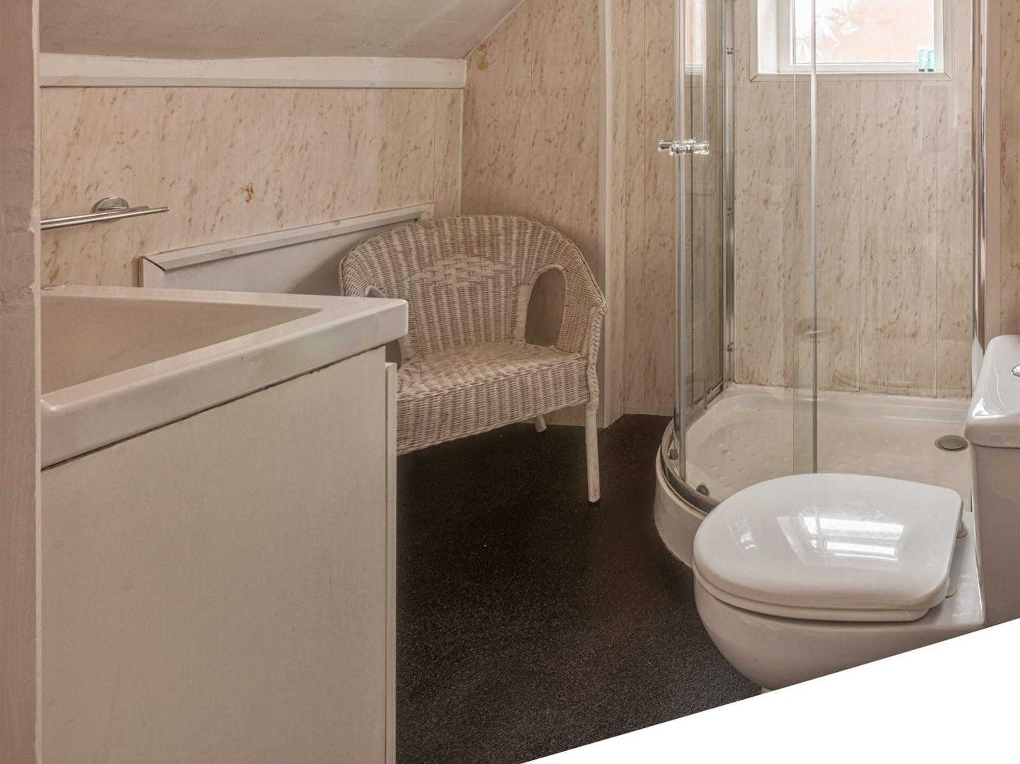 وارويك Austin Guest House المظهر الخارجي الصورة